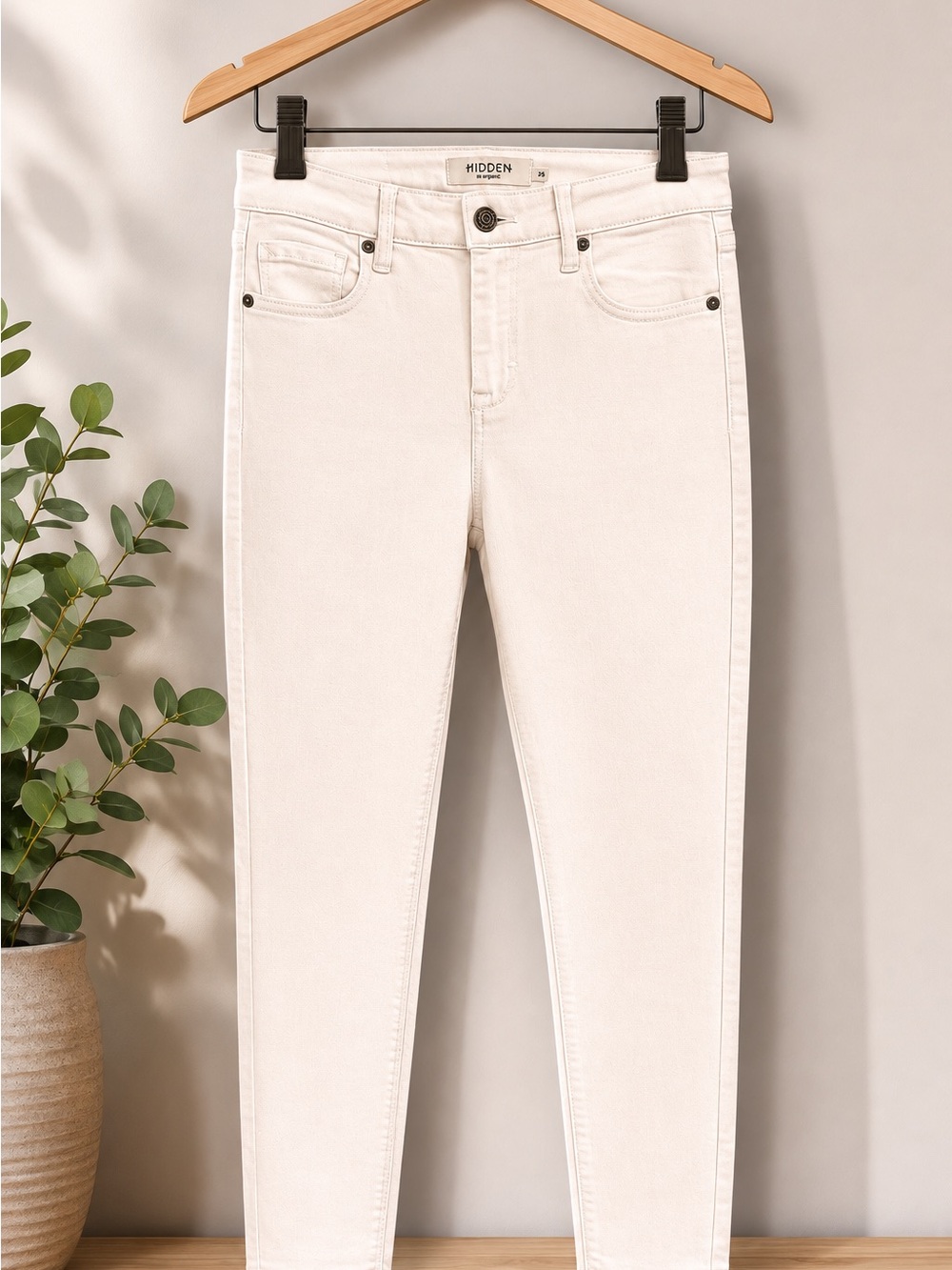 Hidden White High Rise Skinny Jeans Women’s Size 25 W26 L28